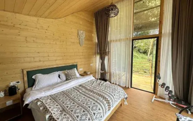 Ah Rong Li's Home - Xiangge Lila Homestay