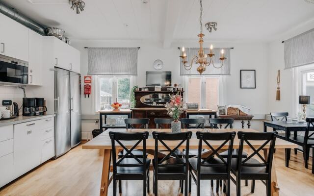 Järnvägshotellet B & B