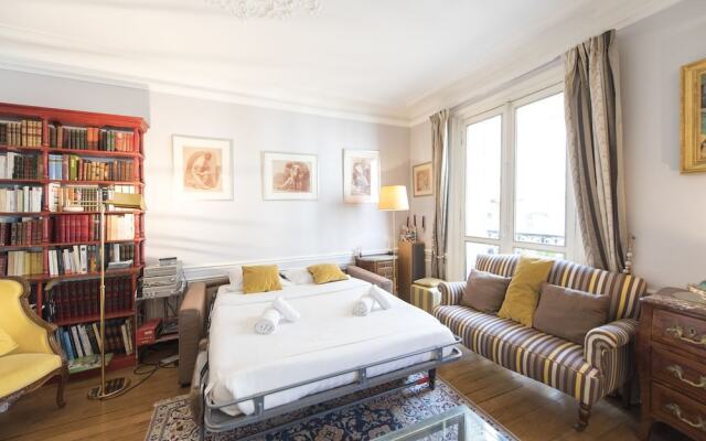 French-style Allure in Saint-Germain des Pres