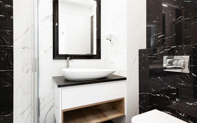 Apartment Dzielna Warsaw by Renters