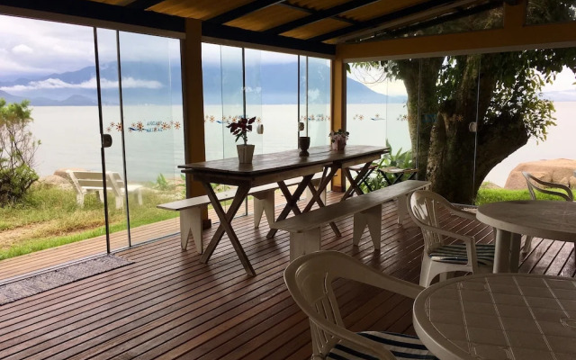 Pousada Prainha da Nina
