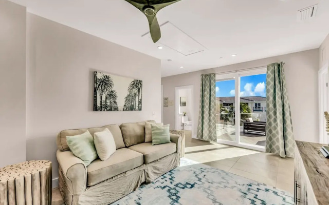 The Upper Deck in Siesta Key