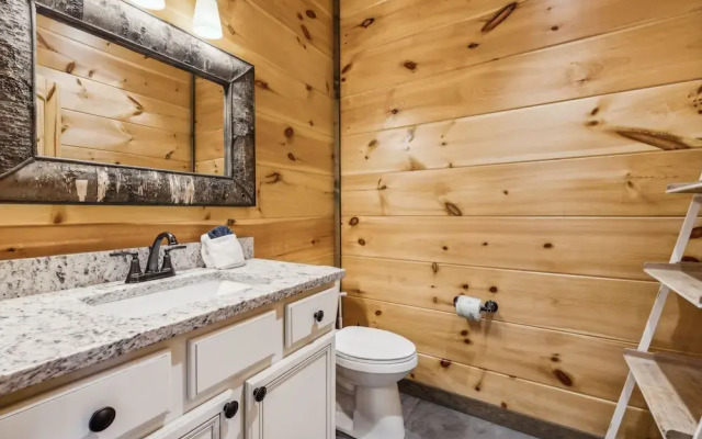 Eden Of The Smokies 5 Bedroom Cabin
