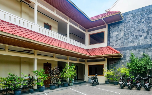 RedDoorz near XT Square Yogyakarta