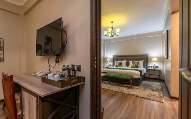 Karen Gardens Ladies Hostel