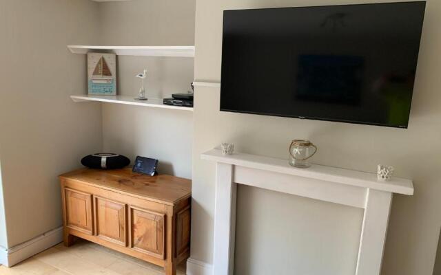 Ryde Beach Garden Apartment