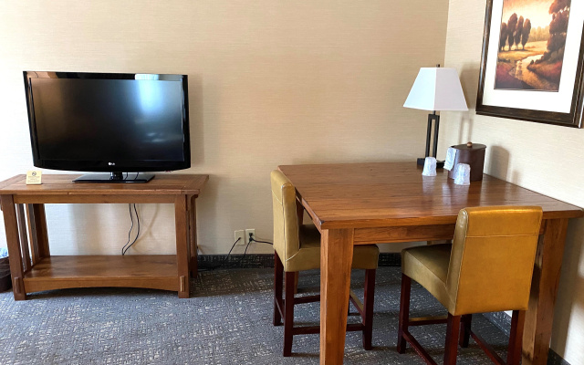 Best Western Plus Waterbury - Stowe