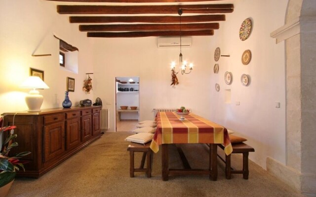Villa - 5 Bedrooms with Pool and WiFi - 103224