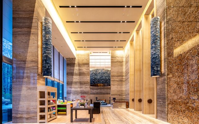 Girdear Hotel