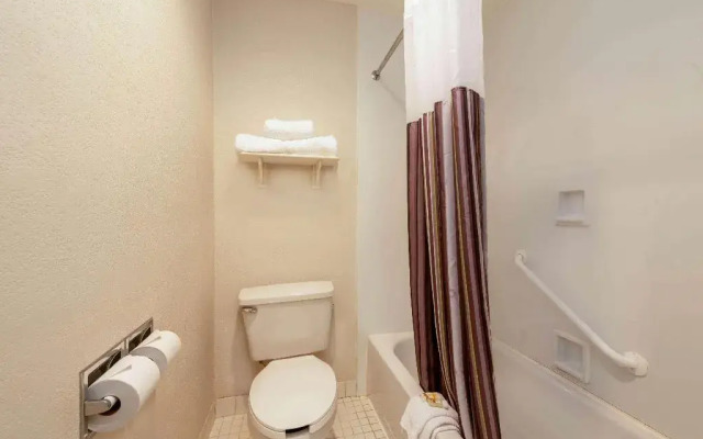 La Quinta Inn Cleveland Independence