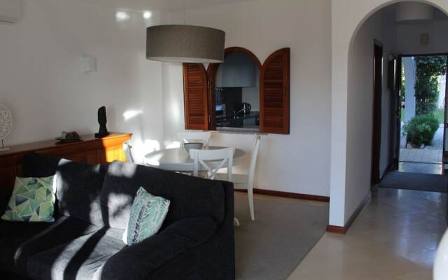Luxury Villa Gaivota with 2 Balconies
