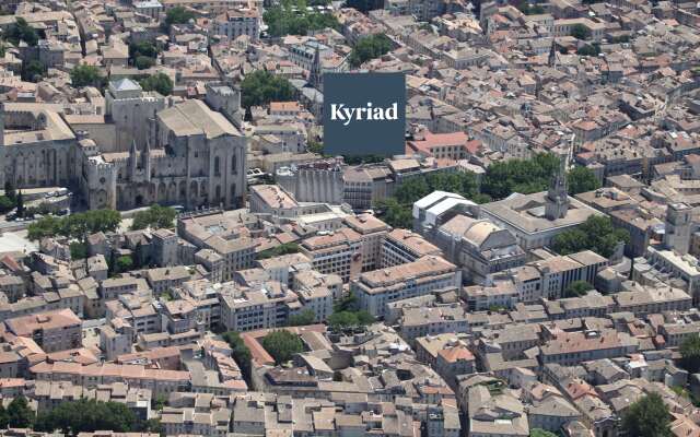 Kyriad Avignon Palais Des Papes