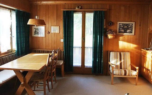 Schnäggedanz, Chalet