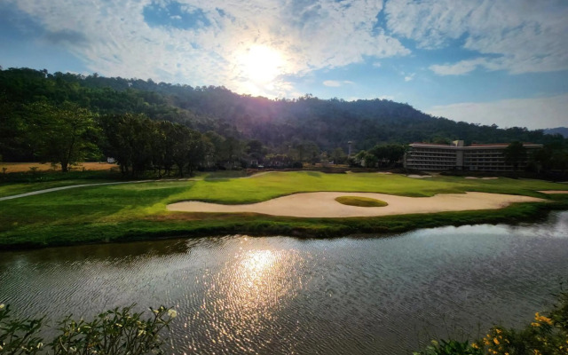 The Midst@ Royal hills Nakornayok