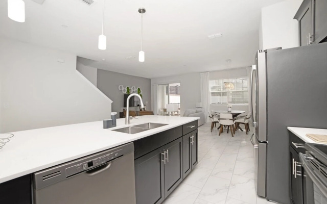 Memories Lane Villa Storey Lake