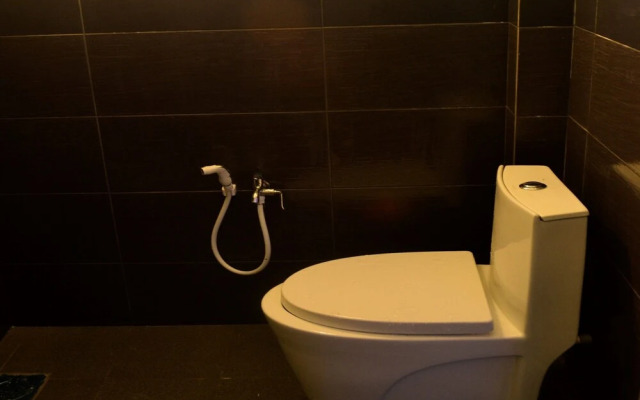 Pine Boutique Batu Gajah