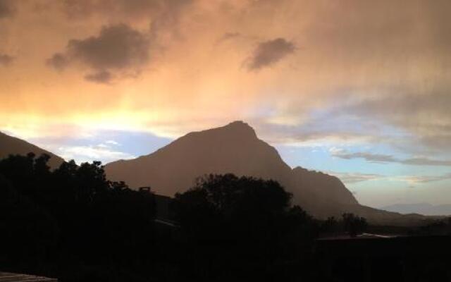 Cornerstone Lakeview Retreat