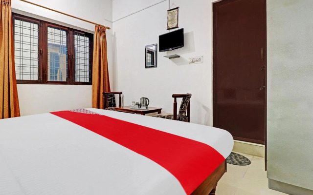 OYO Flagship 80502 Hotel 7 Days Homestay
