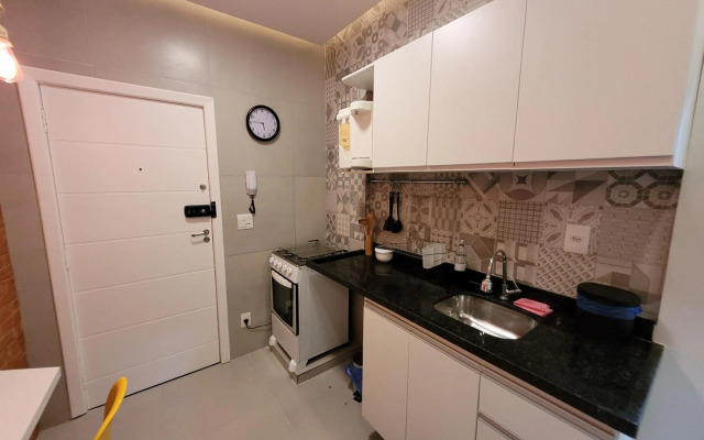 CopaLoft 01 Copacabana Junto à praia e metrô