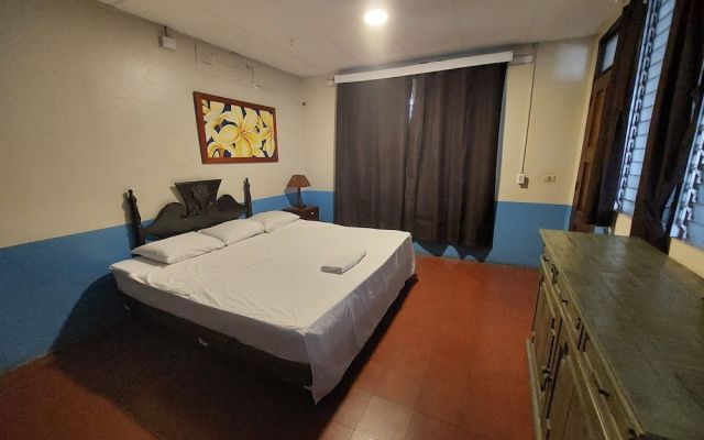 Hostal Harvest House