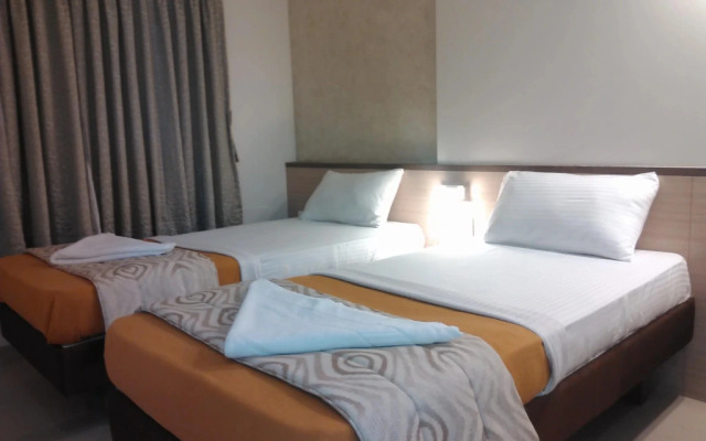 Collection O 76358 Kapil Residency Parage Chowk