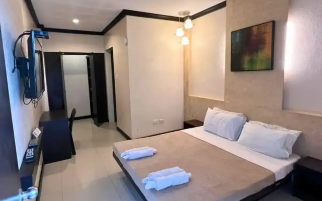 Pacific Palm Suites Davao powered by Cocotel