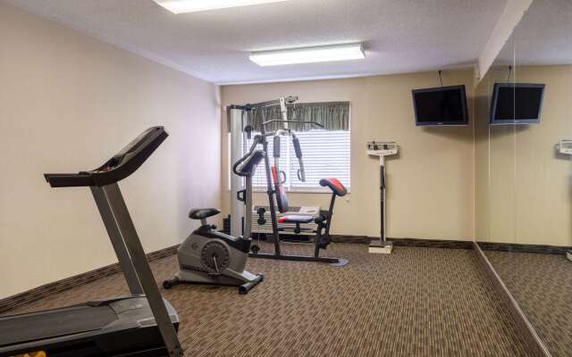 AmericInn by Wyndham Cedar Rapids North