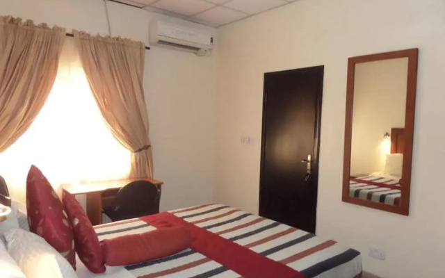 Candida's Place Apartments