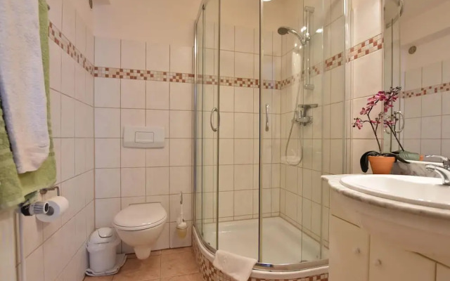 Quaint Apartment in Pepelow near Sea