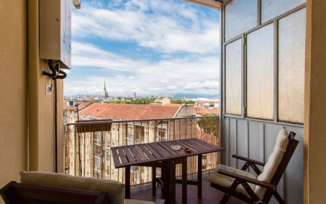 Vanchiglia Cozy Flat with Terrace and City View