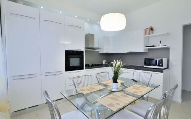 Sagredo Suite