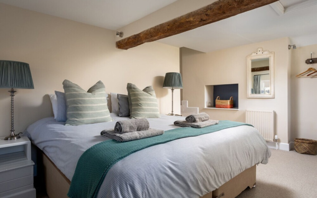 Trinity House Upper Oddington