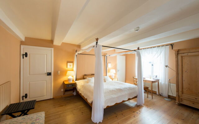 Hotel Theophano