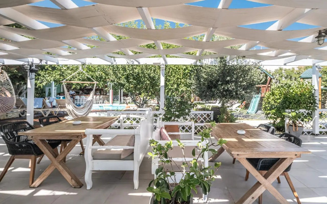 Georgia's Garden by Omilos Hotels