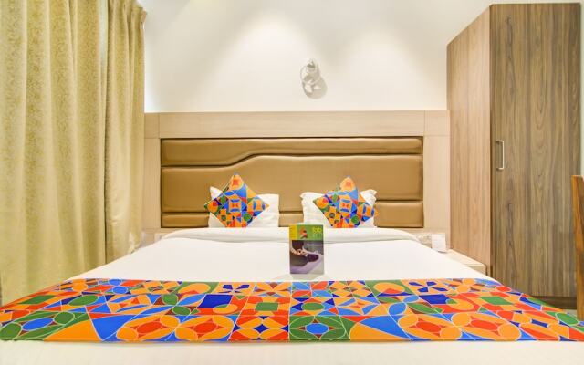 Fabhotel Yellow