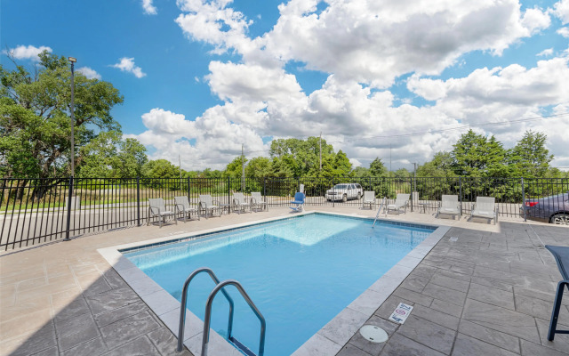 Best Western Plus McPherson