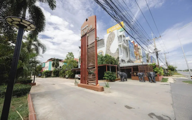 Sabai Hotel Lopburi