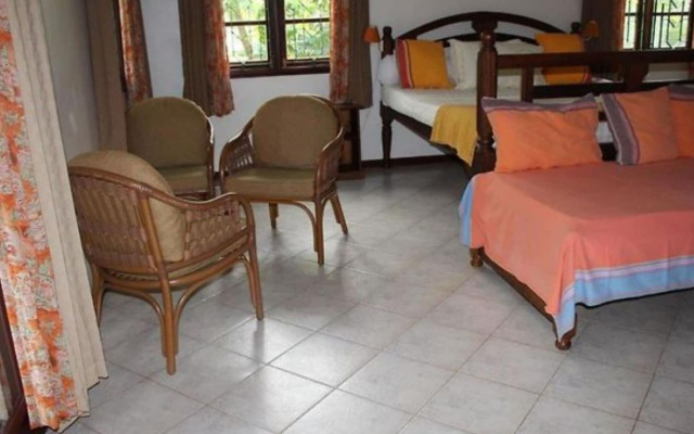 Niro Beach House-Kusyombunguo Hotels Ltd