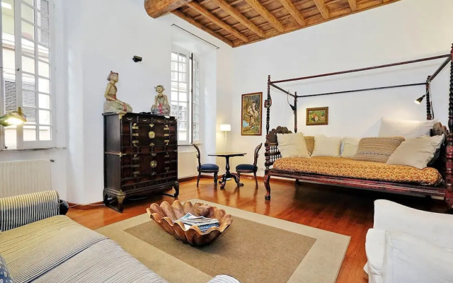 Monti Colosseum Apartment-Urbana