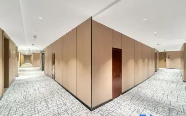 Heshi Hotel (Zhe'er Hospital Jinyazhuang Tower)