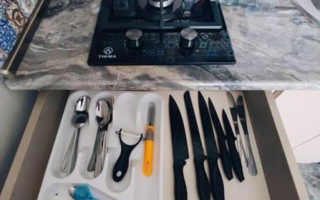 Leo Group Apartment 07-707 GURU RESIDENCE Batumi