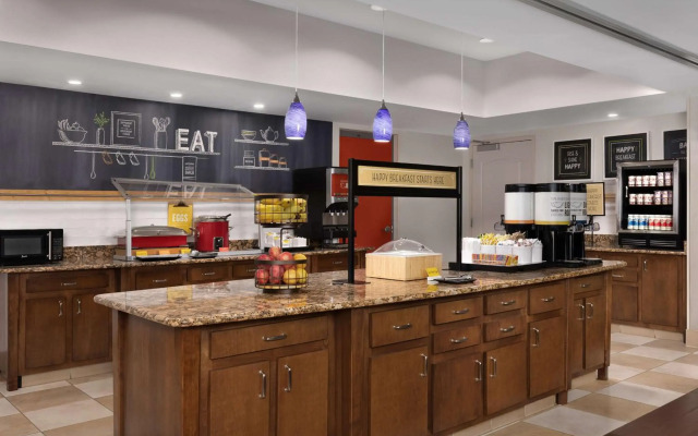 Hampton Inn & Suites Huntersville