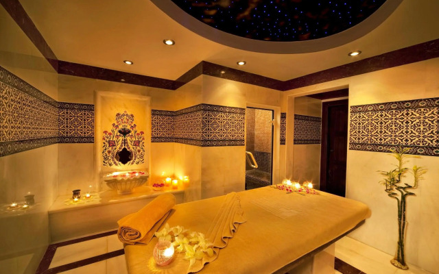 Grand Millennium Dubai Hotel