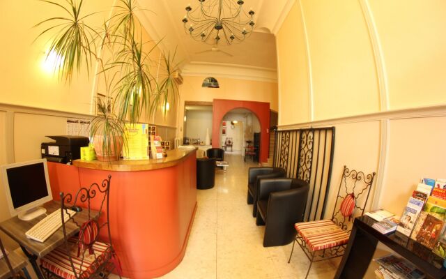 Hotel des Arts