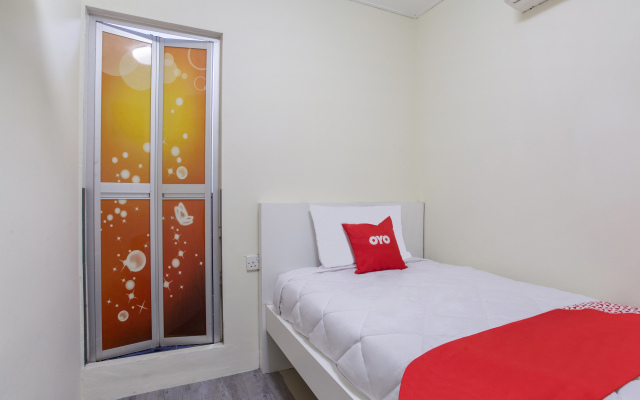 OYO 822 Zande Motel Kuala Selangor
