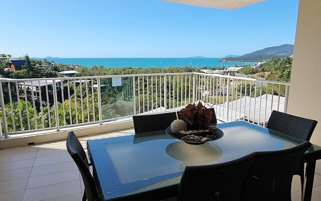 Grand Mercure Azure Sea Whitsundays