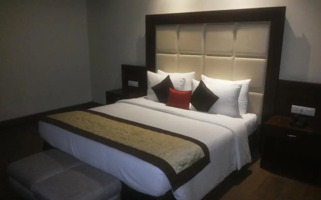 Hotel Amber Residency