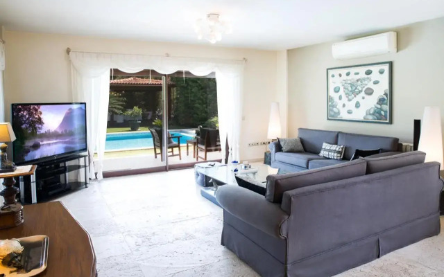 Villa Mertcan by Important Group Travel BD439