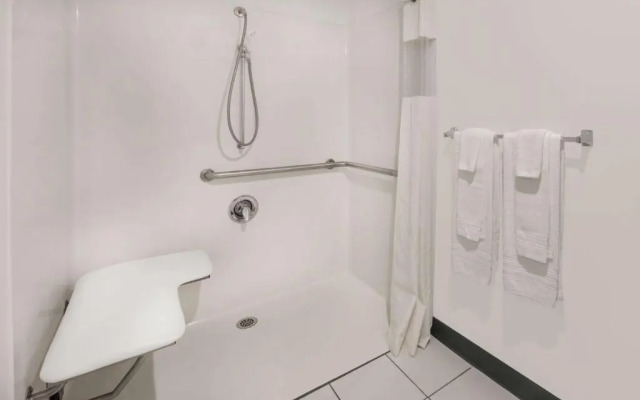 Days Inn Osage Beach