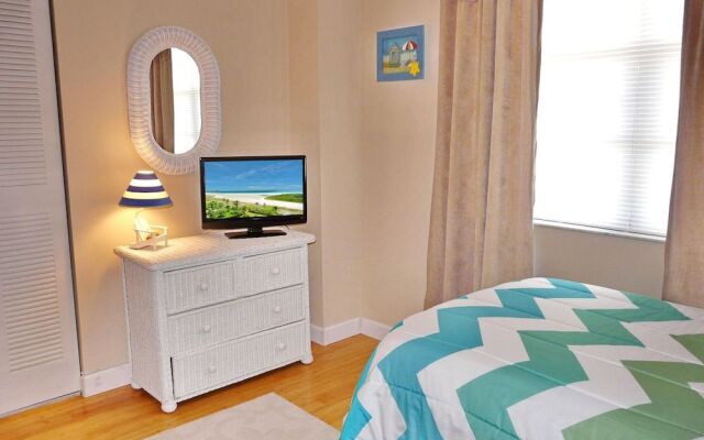 South Seas Tower 4-602